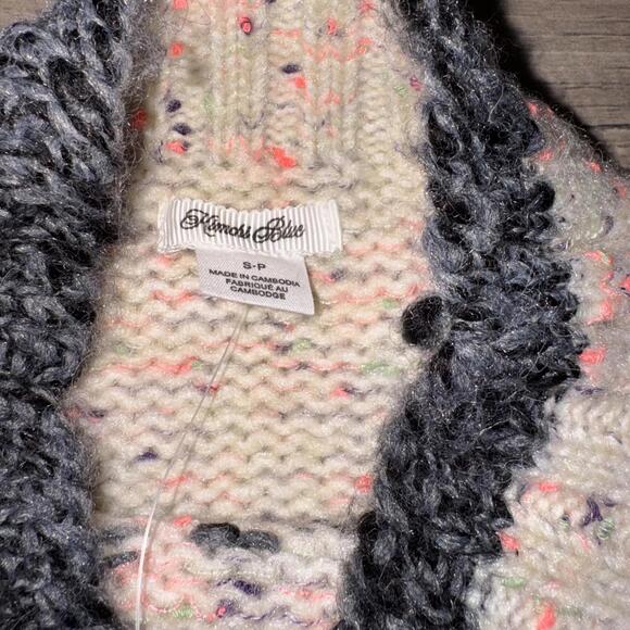 Anthropology Chunky Knit Floral Rose Graphic Sweater Cottage Cozy Cropped NWT S - Picture 5 of 6